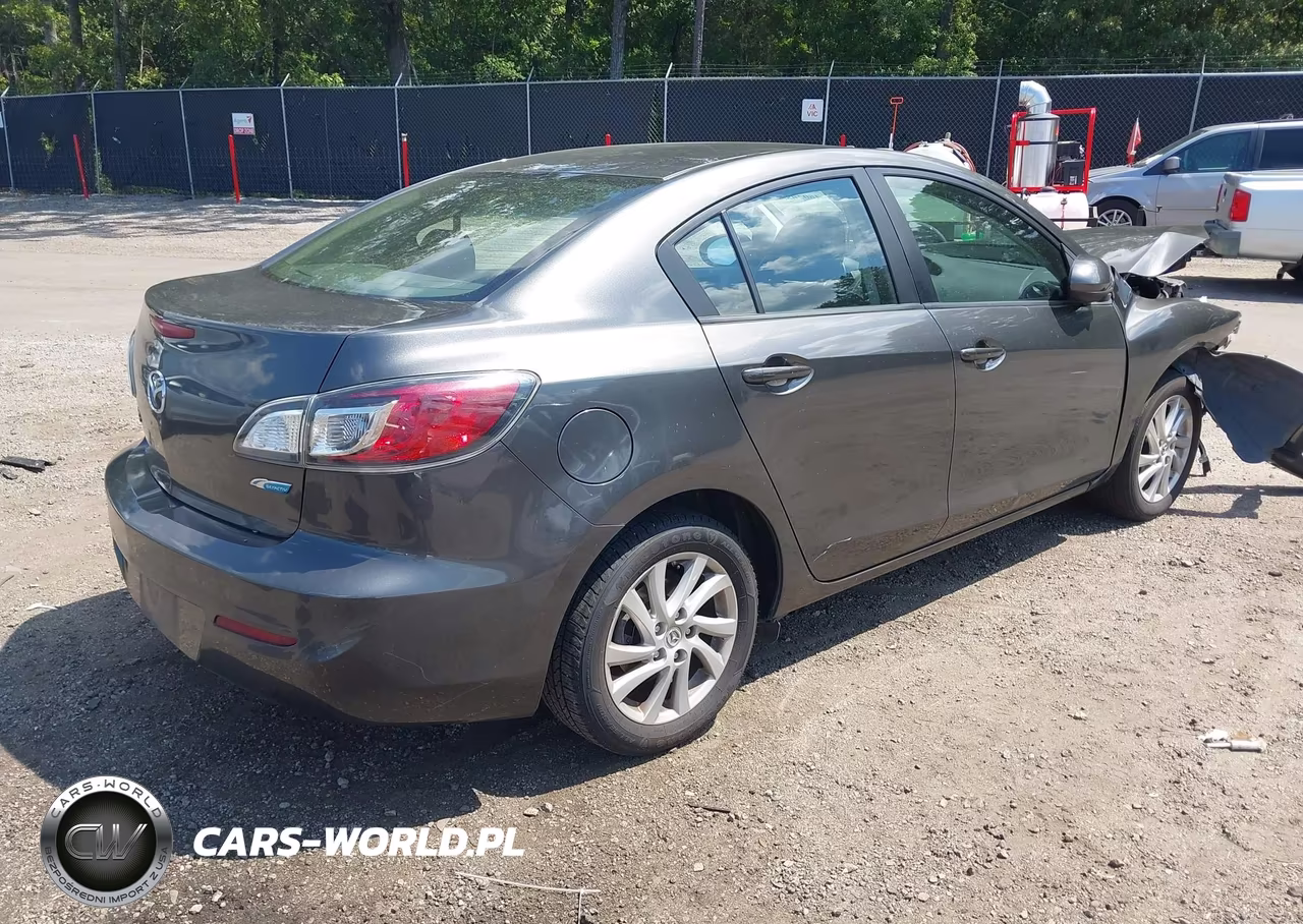 2012 Mazda Mazda3 I Touring VIN:JM1BL1V71C1684809 - 4