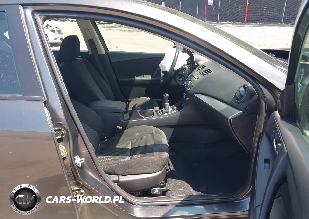 2012 Mazda Mazda3 I Touring VIN:JM1BL1V71C1684809 - 5