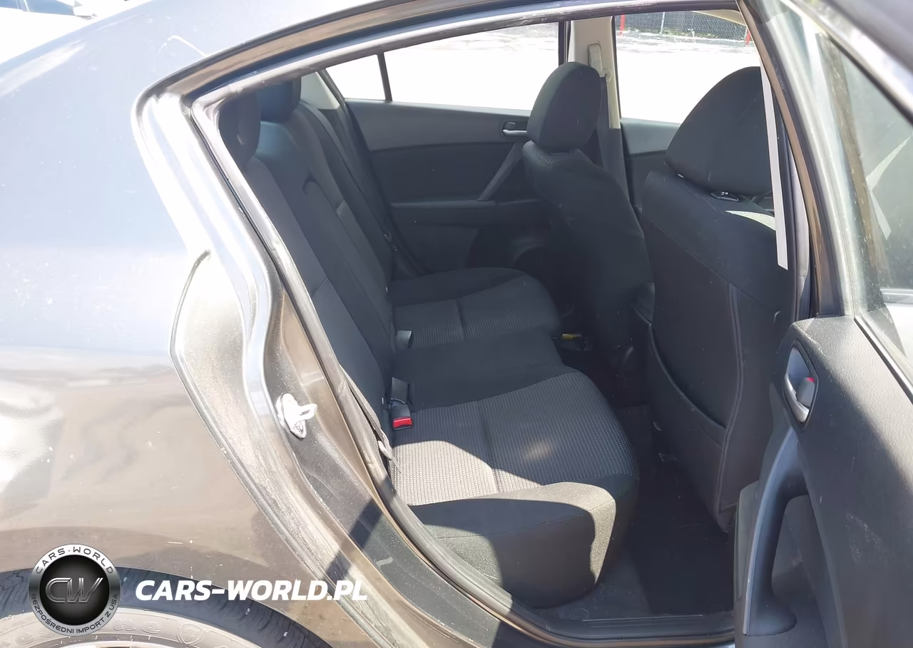 2012 Mazda Mazda3 I Touring VIN:JM1BL1V71C1684809 - 8