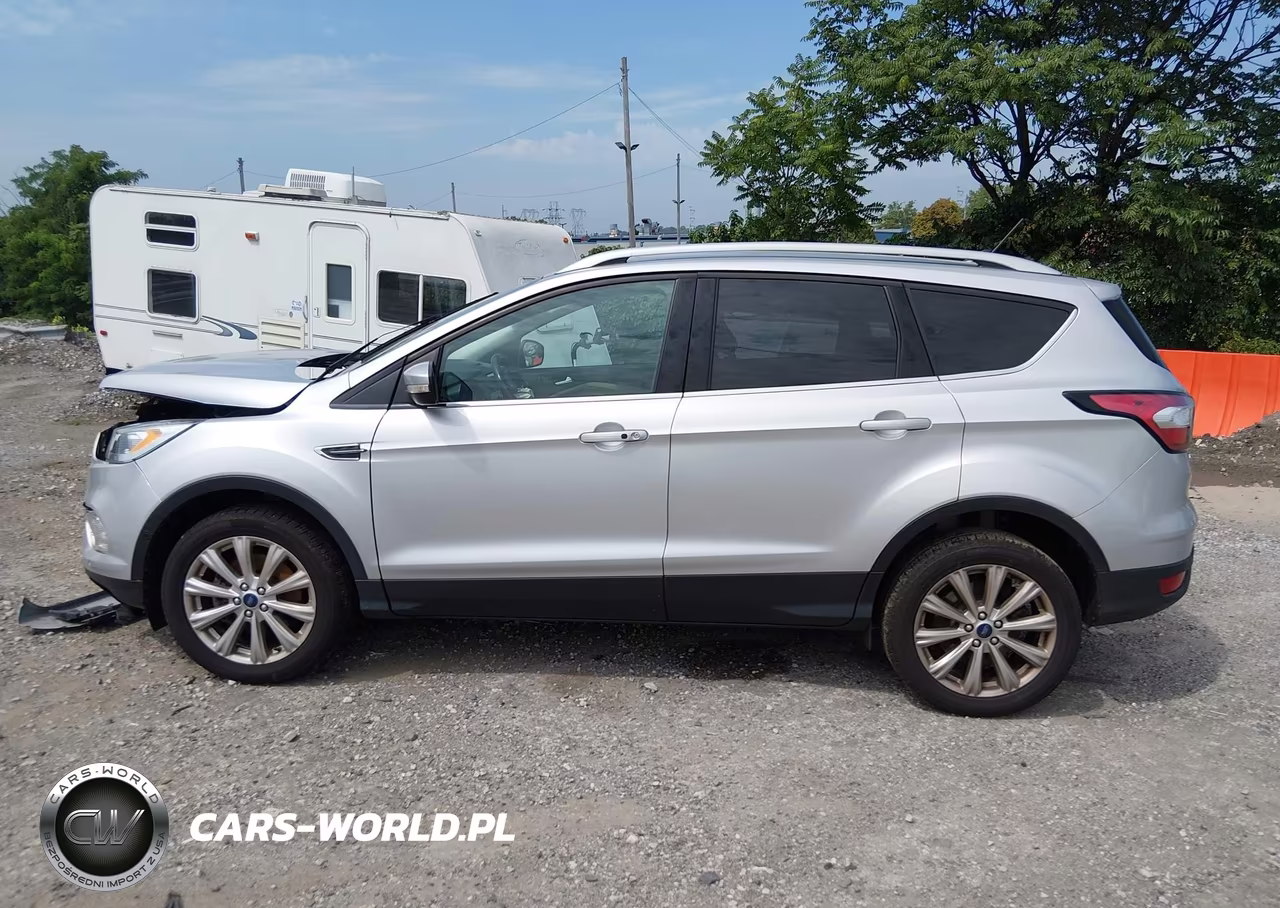 2018 Ford Escape Titanium VIN:1FMCU9J96JUB05652 - 14