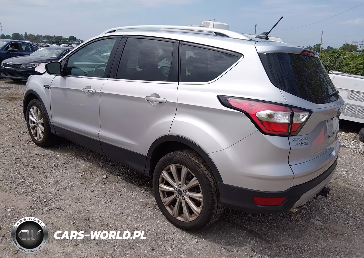 2018 Ford Escape Titanium VIN:1FMCU9J96JUB05652 - 3