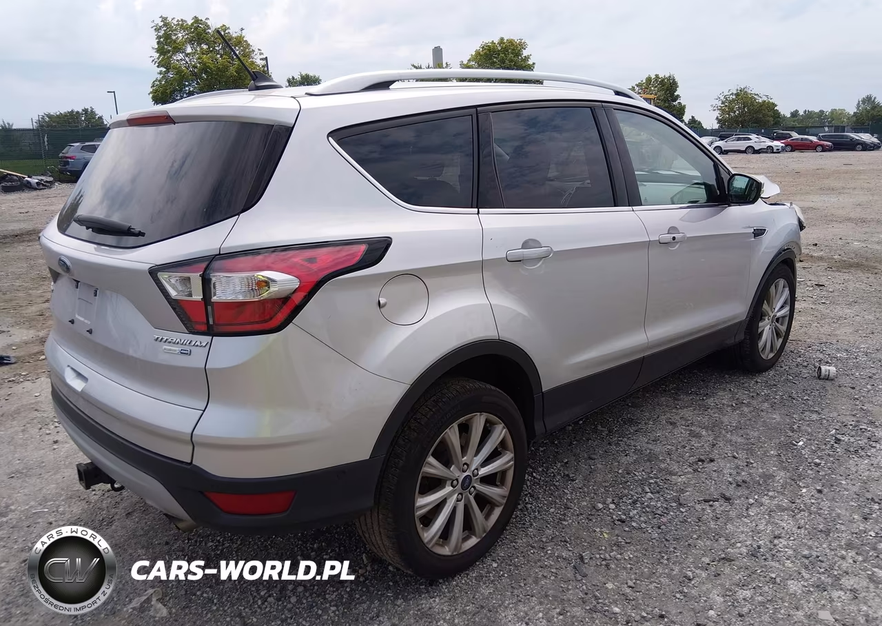 2018 Ford Escape Titanium VIN:1FMCU9J96JUB05652 - 4