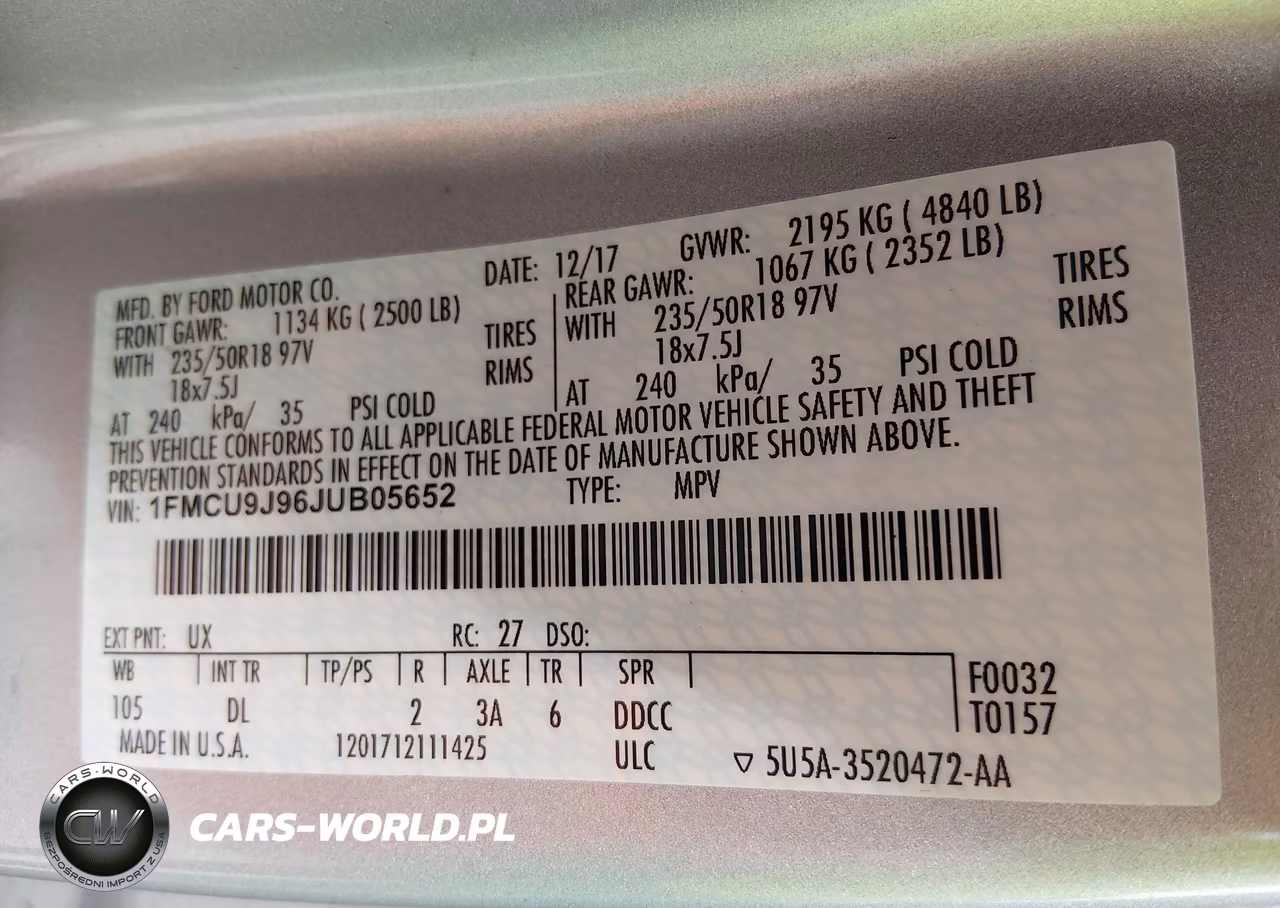2018 Ford Escape Titanium VIN:1FMCU9J96JUB05652 - 9