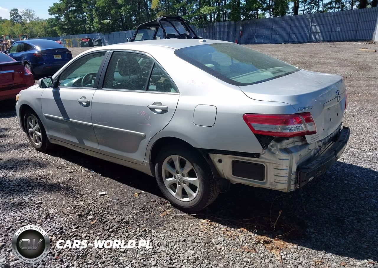 2011 Toyota Camry Le VIN:4T1BF3EK0BU134551 - 3