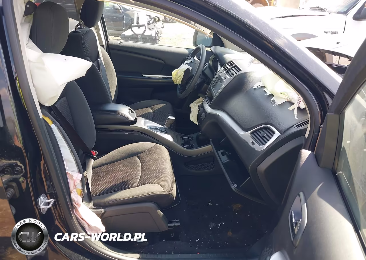 2018 Dodge Journey Se VIN:3C4PDCAB9JT519542 - 5