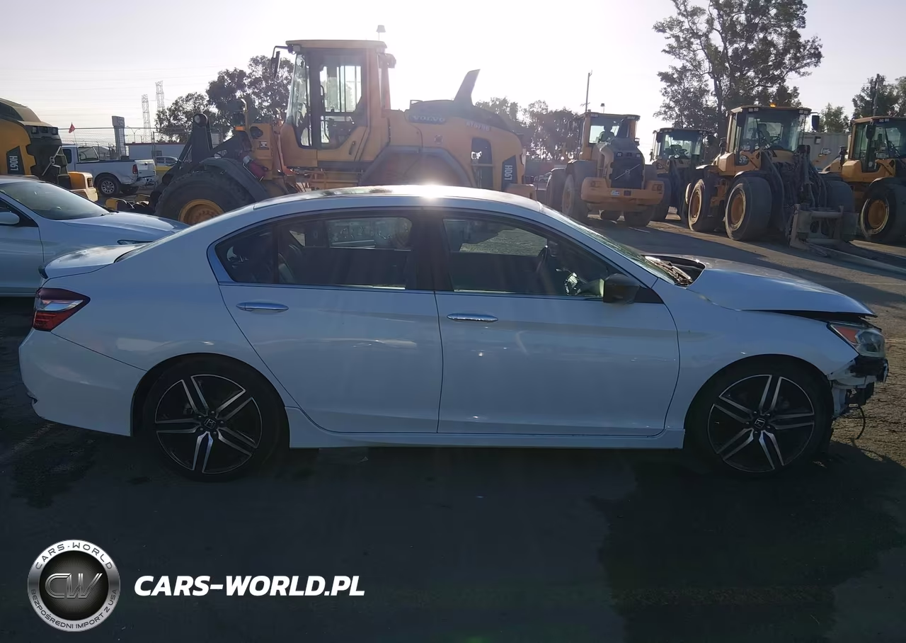2016 Honda Accord Sport VIN:1HGCR2F51GA104939 - 14