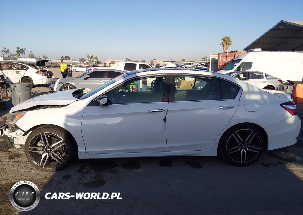 2016 Honda Accord Sport VIN:1HGCR2F51GA104939 - 15