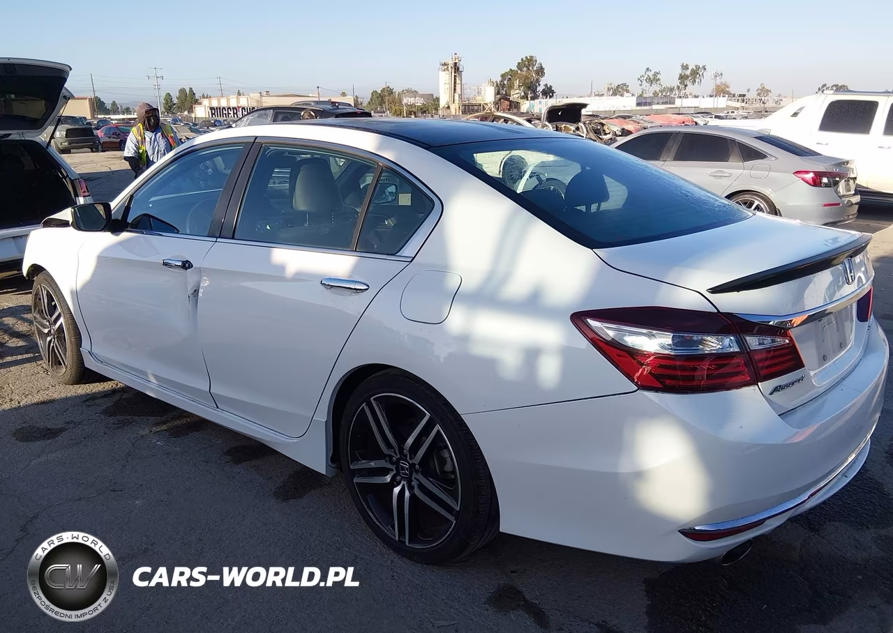 2016 Honda Accord Sport VIN:1HGCR2F51GA104939 - 3