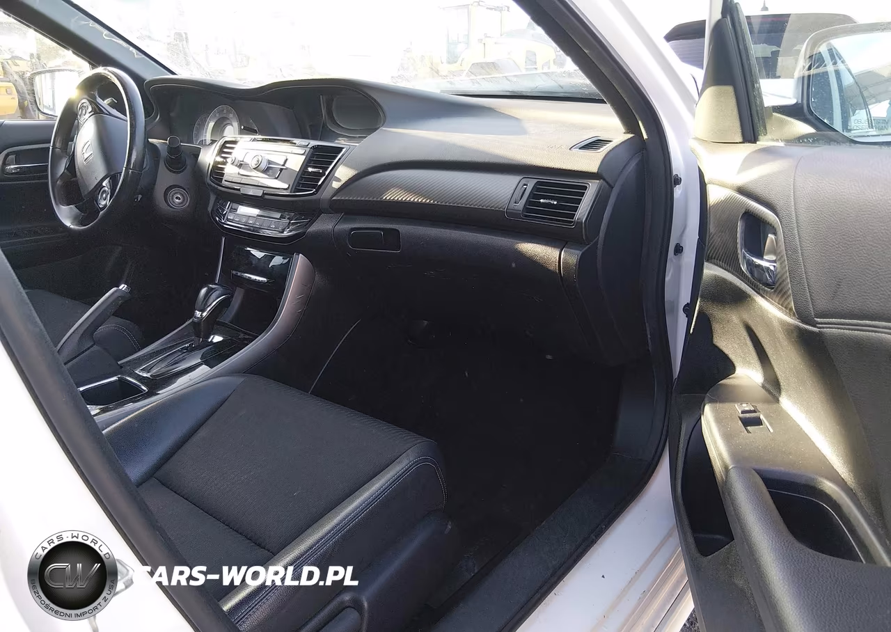 2016 Honda Accord Sport VIN:1HGCR2F51GA104939 - 5