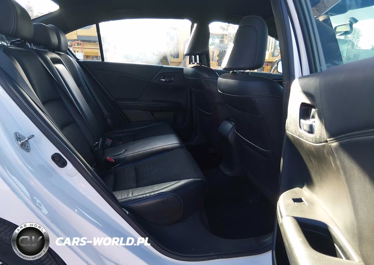 2016 Honda Accord Sport VIN:1HGCR2F51GA104939 - 8