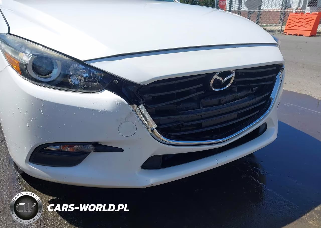 2018 Mazda Mazda3 Touring VIN:3MZBN1V30JM275088 - 6