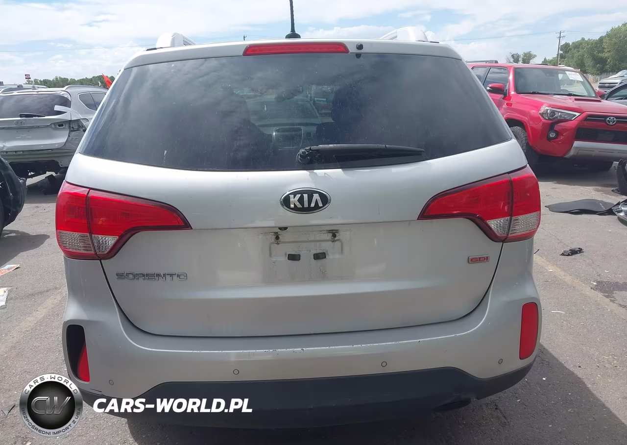 2014 Kia Sorento Lx VIN:5XYKTCA65EG476119 - 16