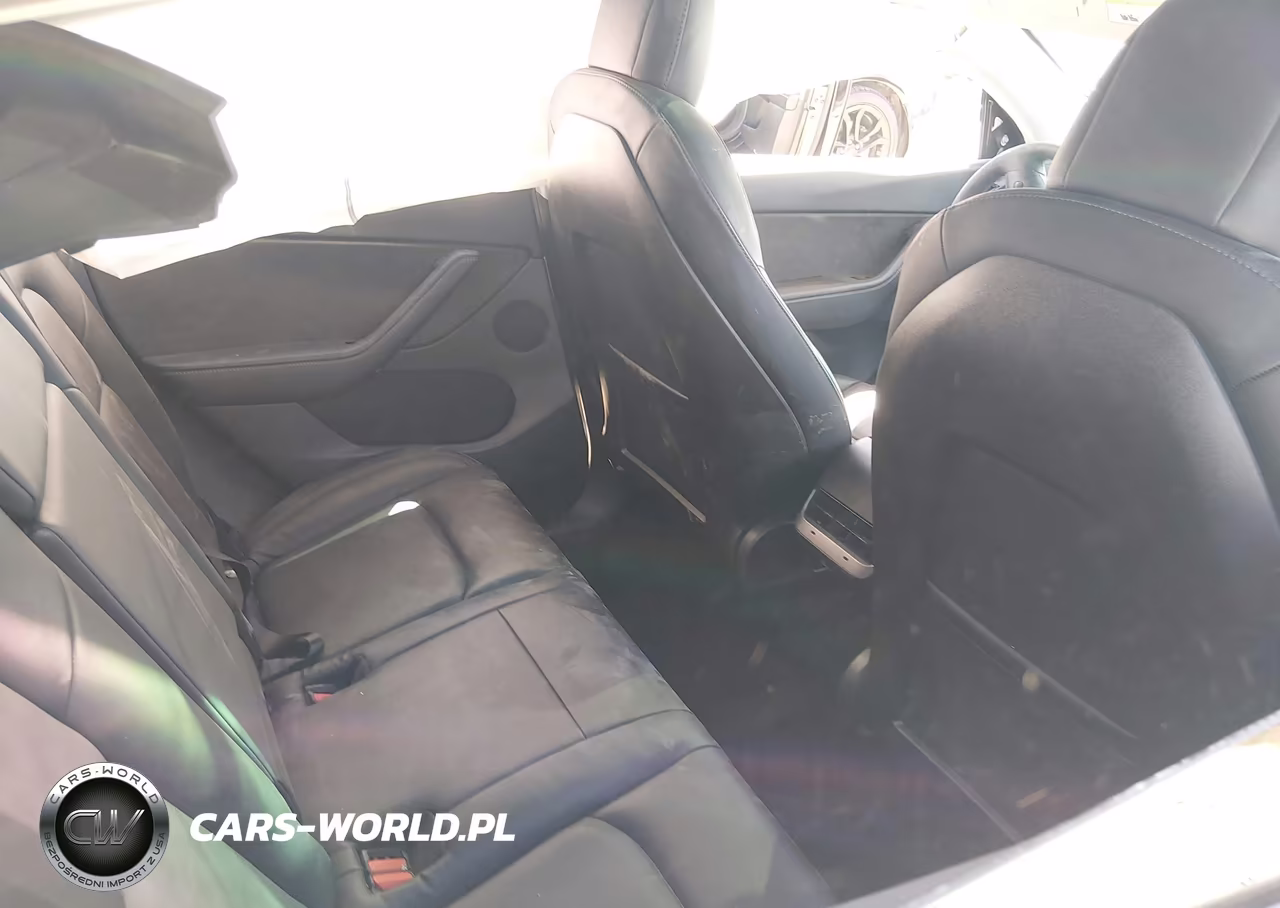 2020 Tesla Model Y Long Range Dual Motor All-Wheel Drive-Performance Dual Motor All-Wheel Drive VIN:5YJYGDEF1LF009878 - 8