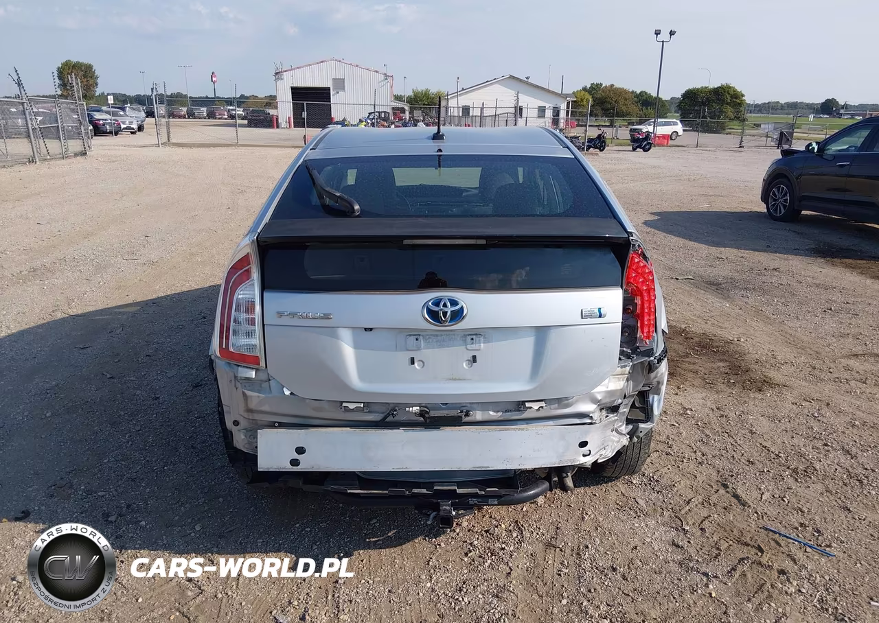 2013 Toyota Prius Three VIN:JTDKN3DU6D5570456 - 16
