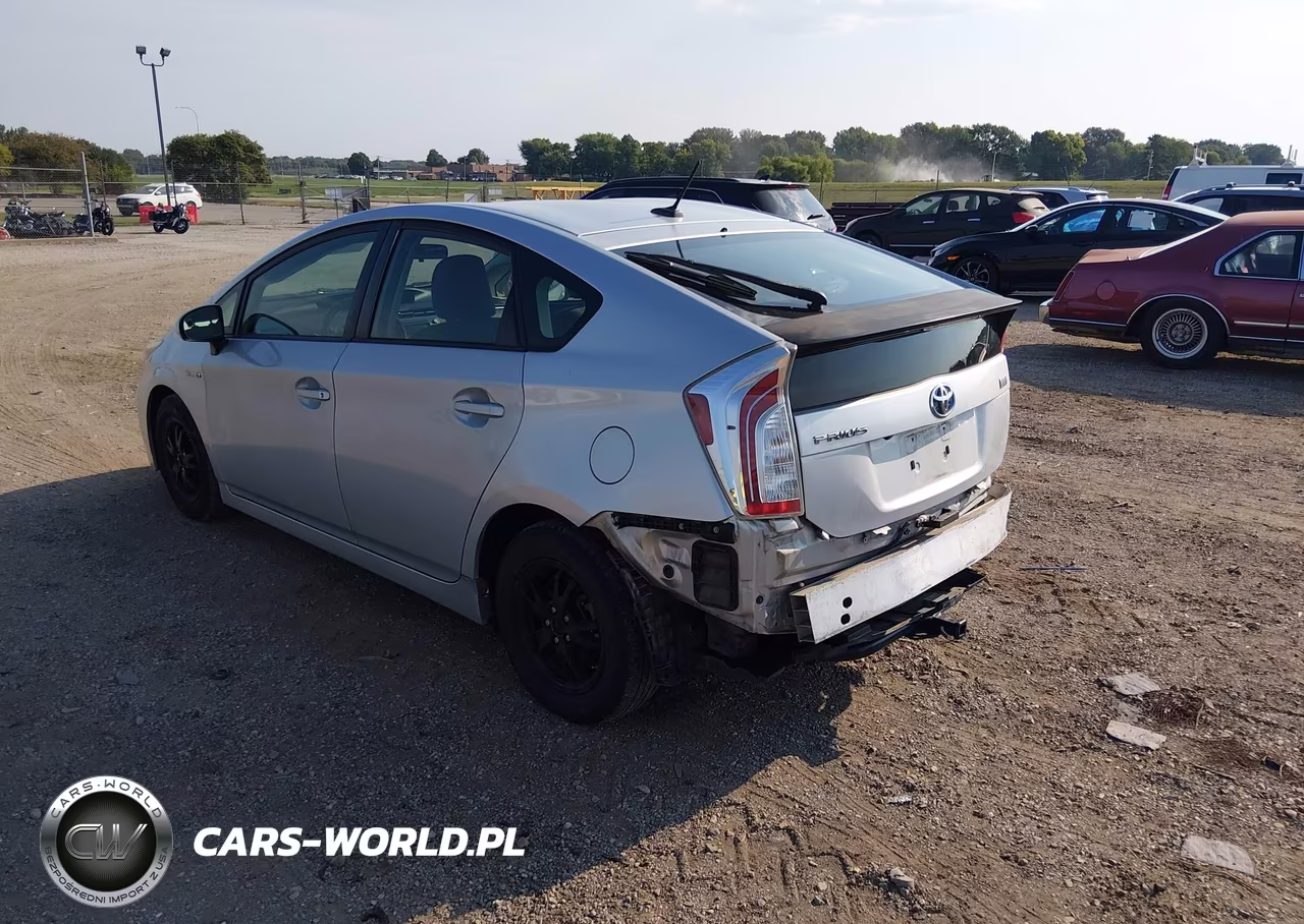 2013 Toyota Prius Three VIN:JTDKN3DU6D5570456 - 3