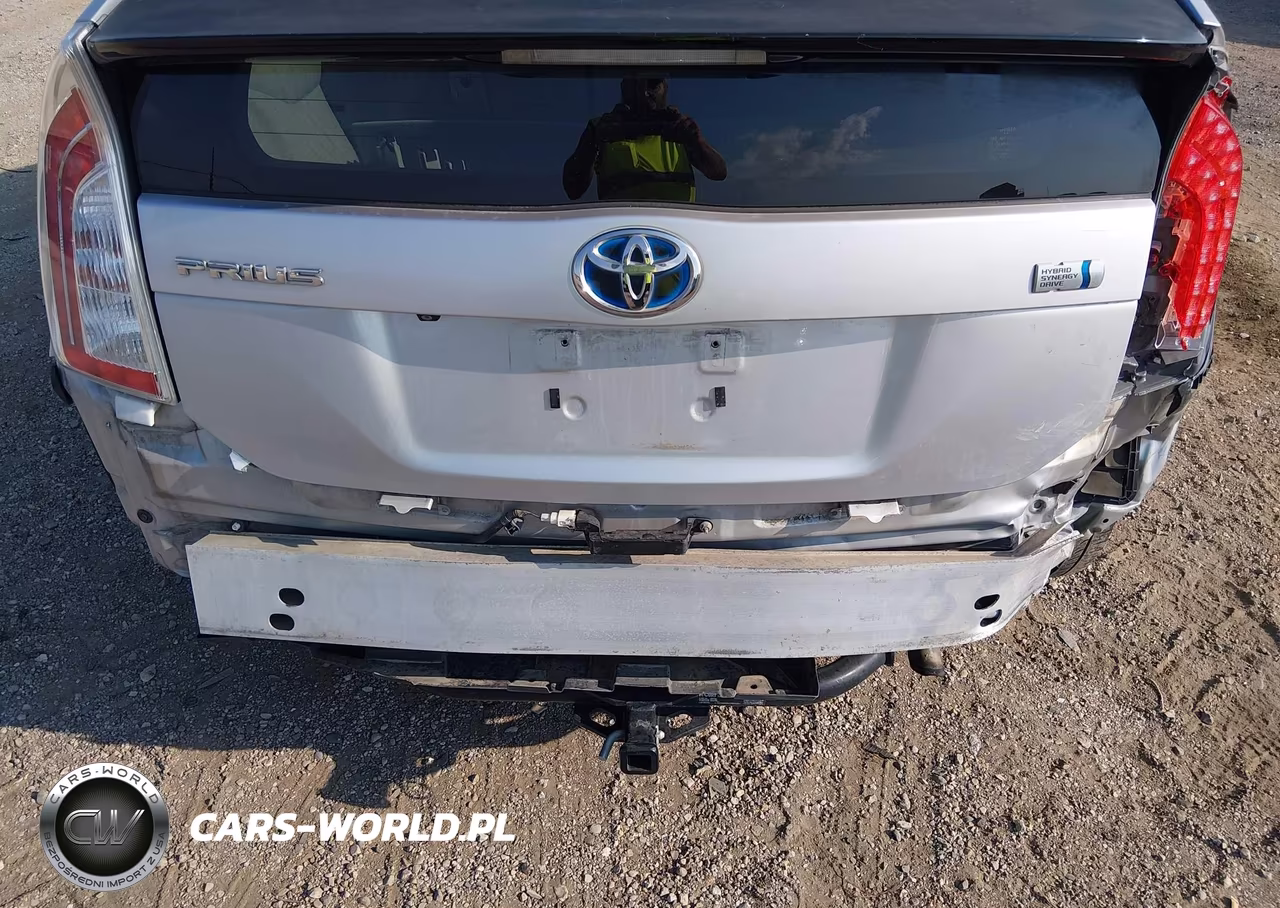 2013 Toyota Prius Three VIN:JTDKN3DU6D5570456 - 6