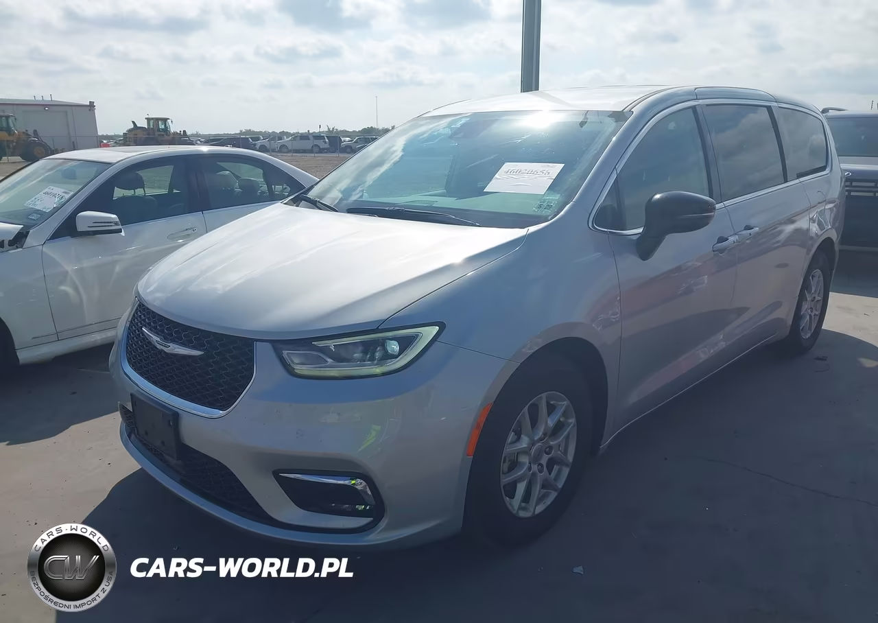 2024 Chrysler Pacifica Touring L VIN:2C4RC1BG1RR163225 - 2