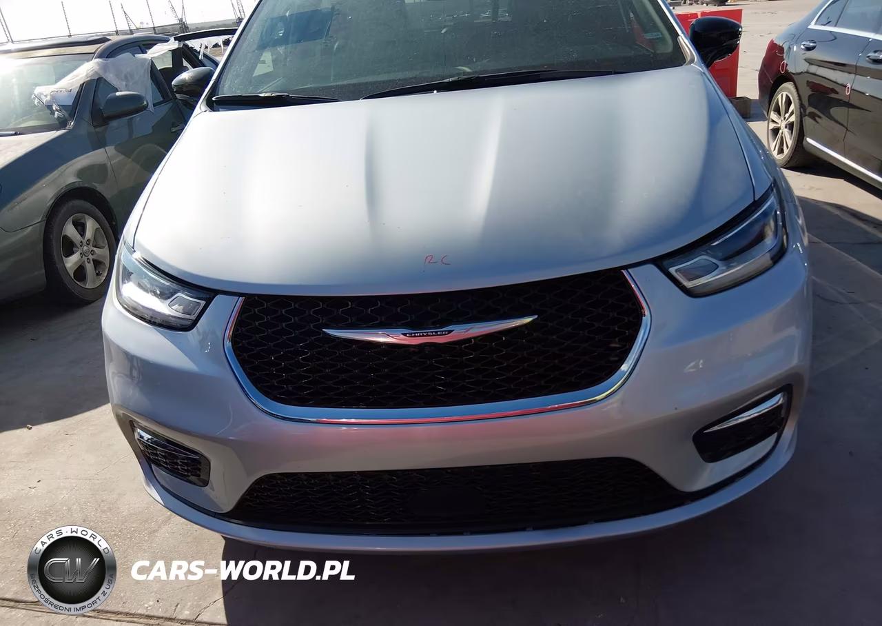 2026 Chrysler Pacifica Select VIN:2C4RC1BGXTR155423 - 12