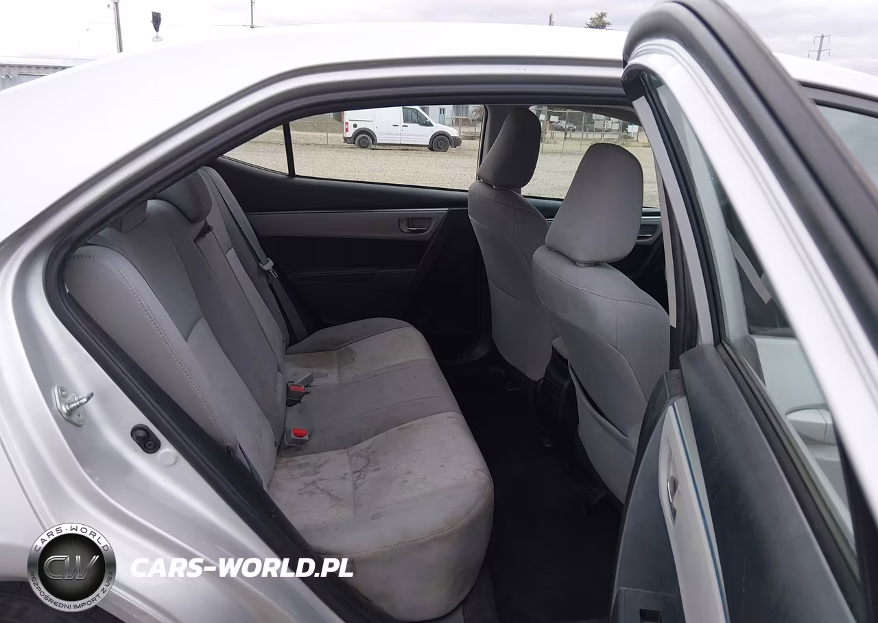 2015 Toyota Corolla Le VIN:5YFBURHE0FP189216 - 8