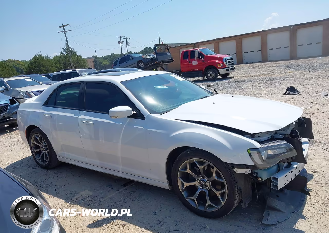 2018 Chrysler 300 300S VIN:2C3CCABG1JH266987 - 13