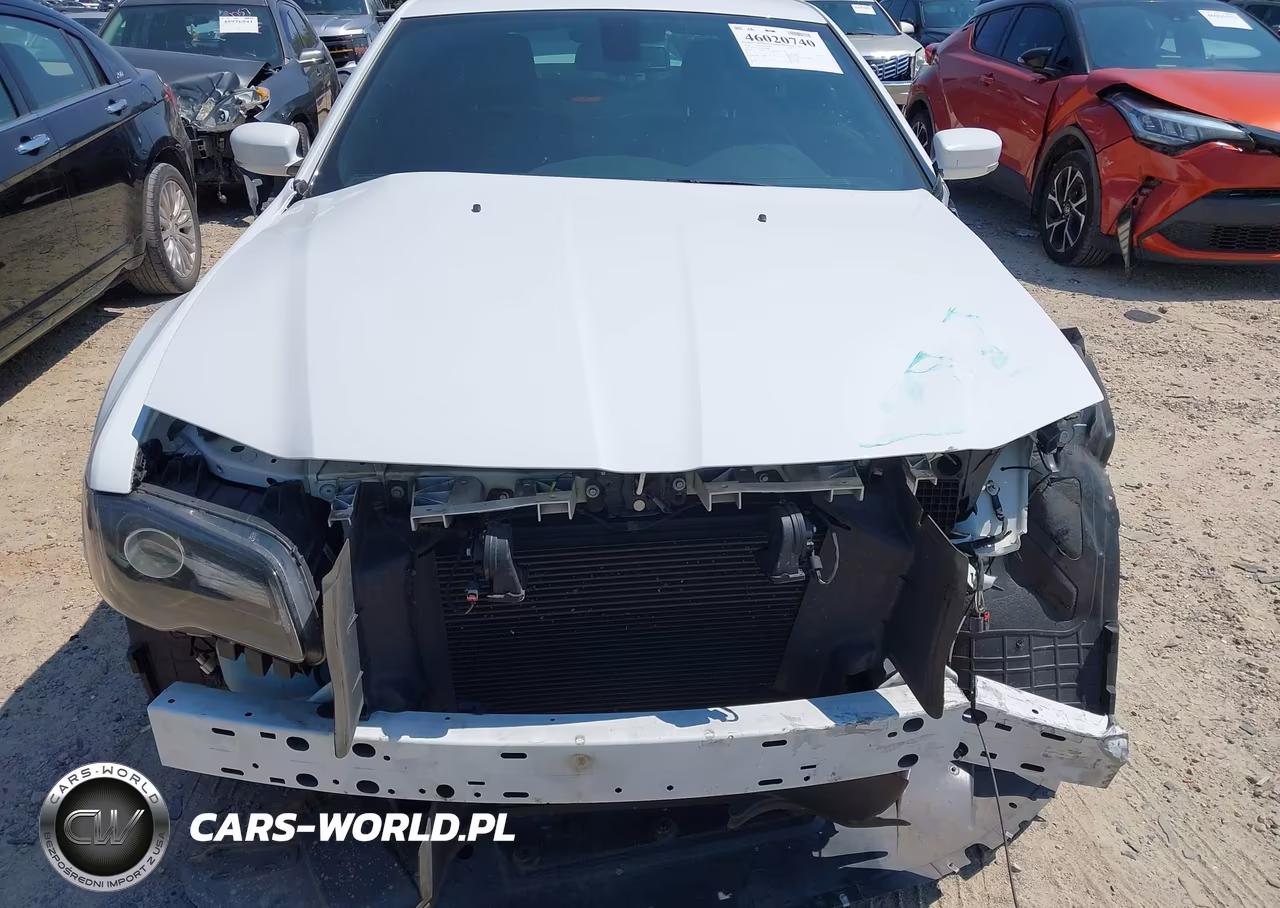 2018 Chrysler 300 300S VIN:2C3CCABG1JH266987 - 6