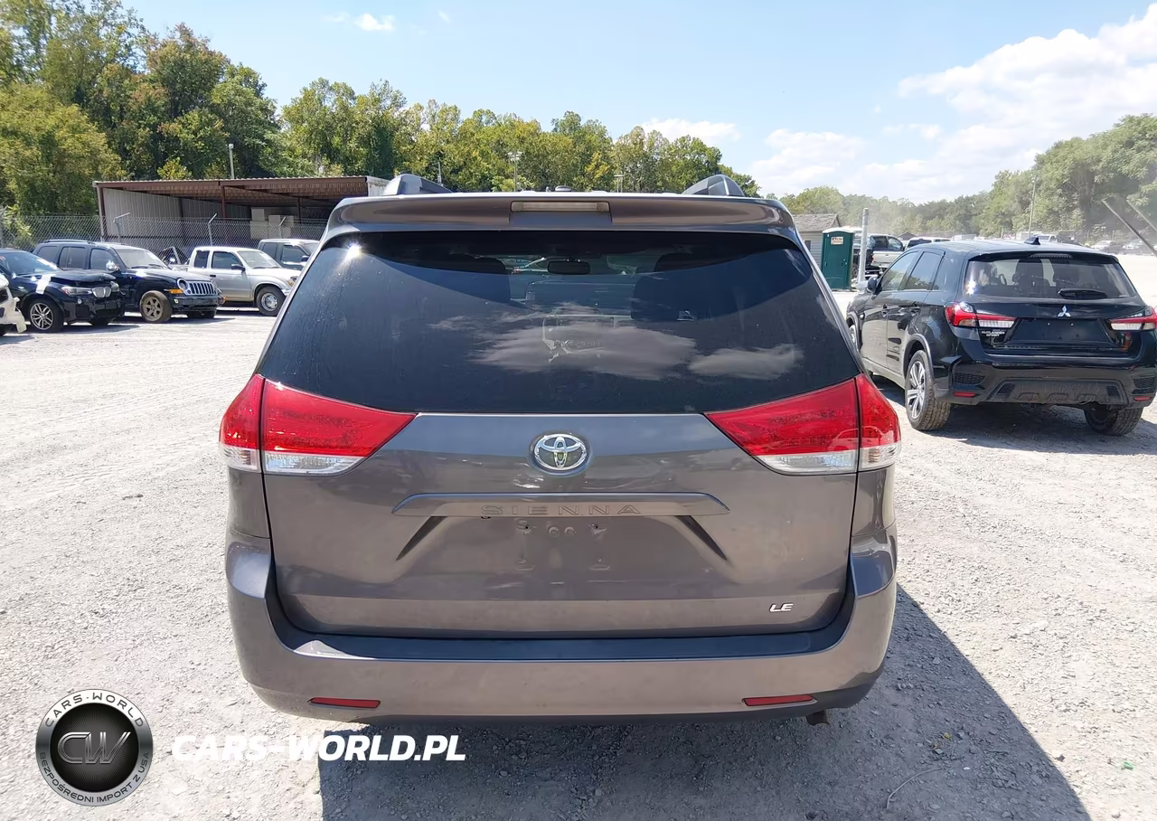 2013 Toyota Sienna Le V6 8 Passenger VIN:5TDKK3DC8DS380670 - 16