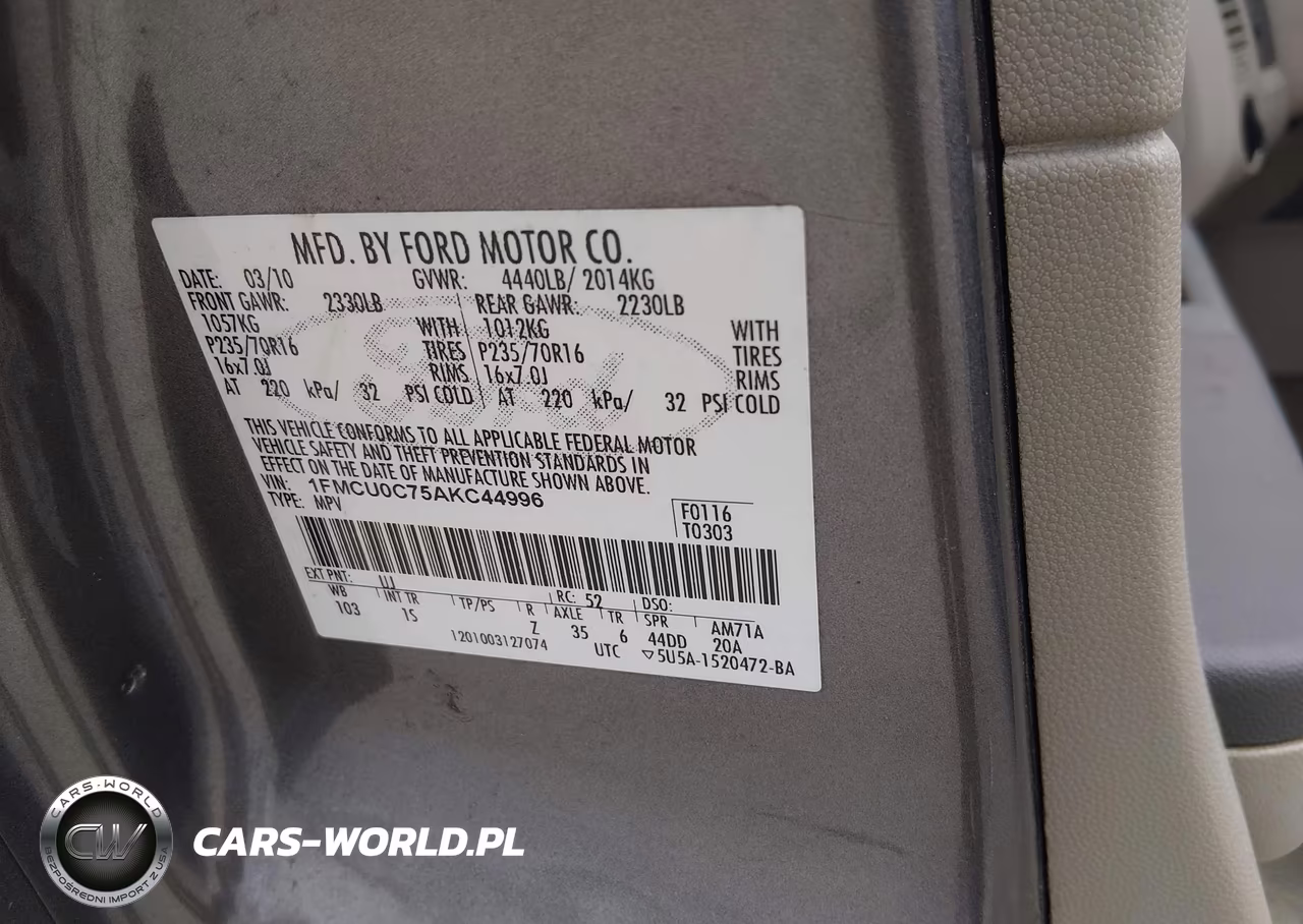 2010 Ford Escape Xls VIN:1FMCU0C75AKC44996 - 9
