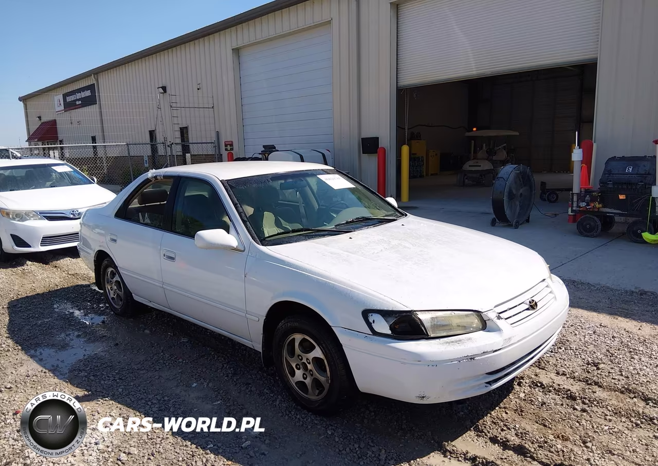 1999 Toyota Camry Ce