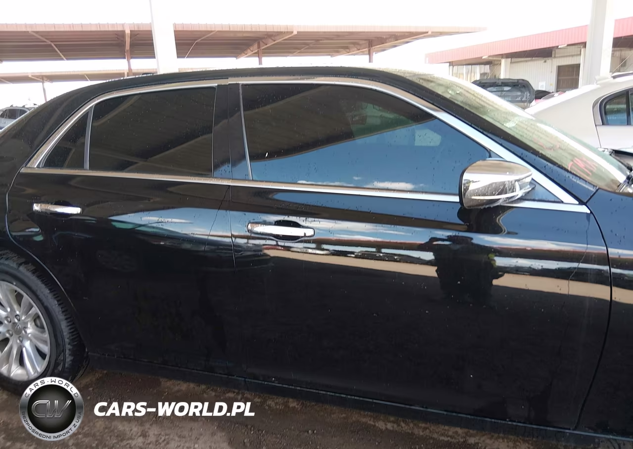 2016 Chrysler 300C VIN:2C3CCAEG0GH348410 - 13