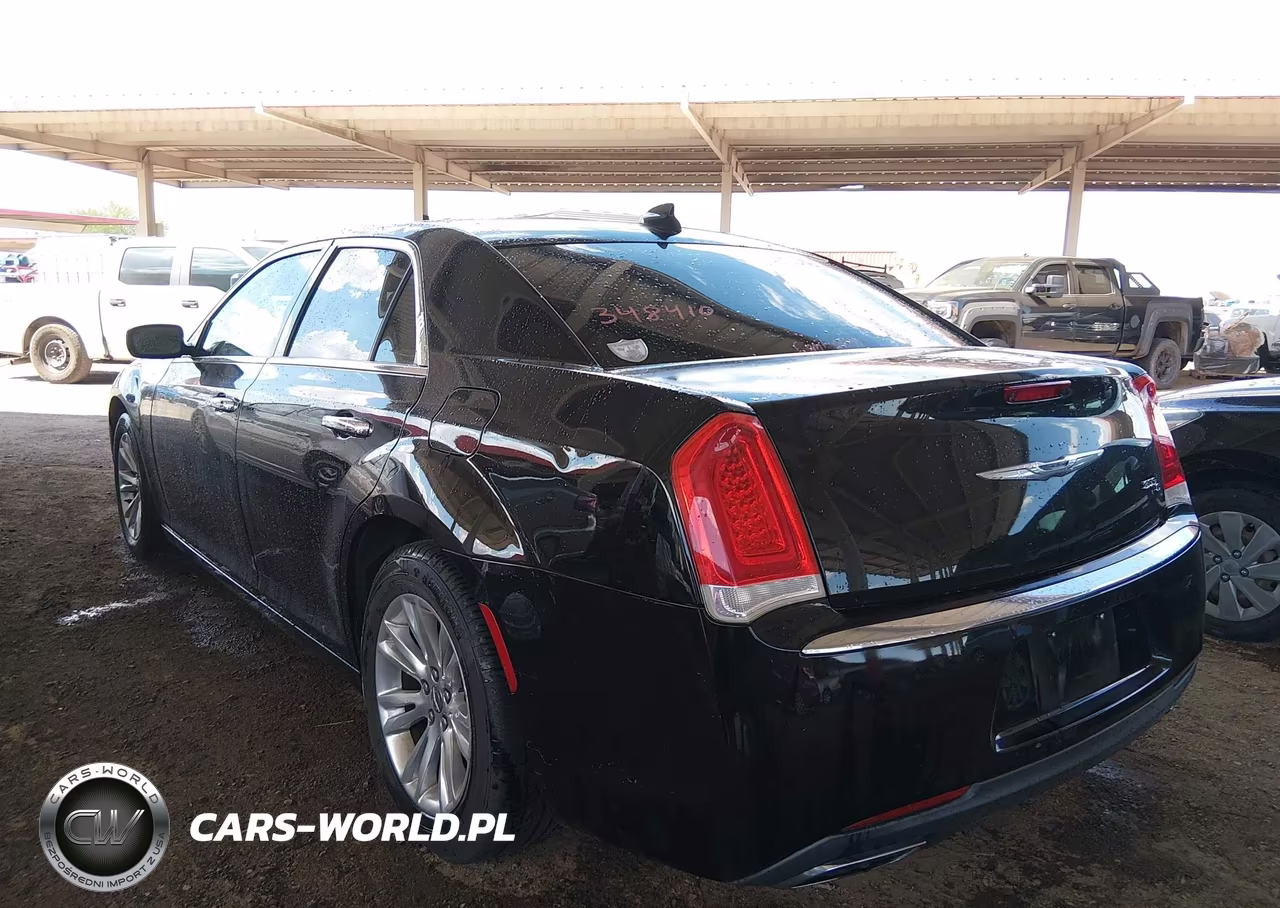 2016 Chrysler 300C VIN:2C3CCAEG0GH348410 - 3