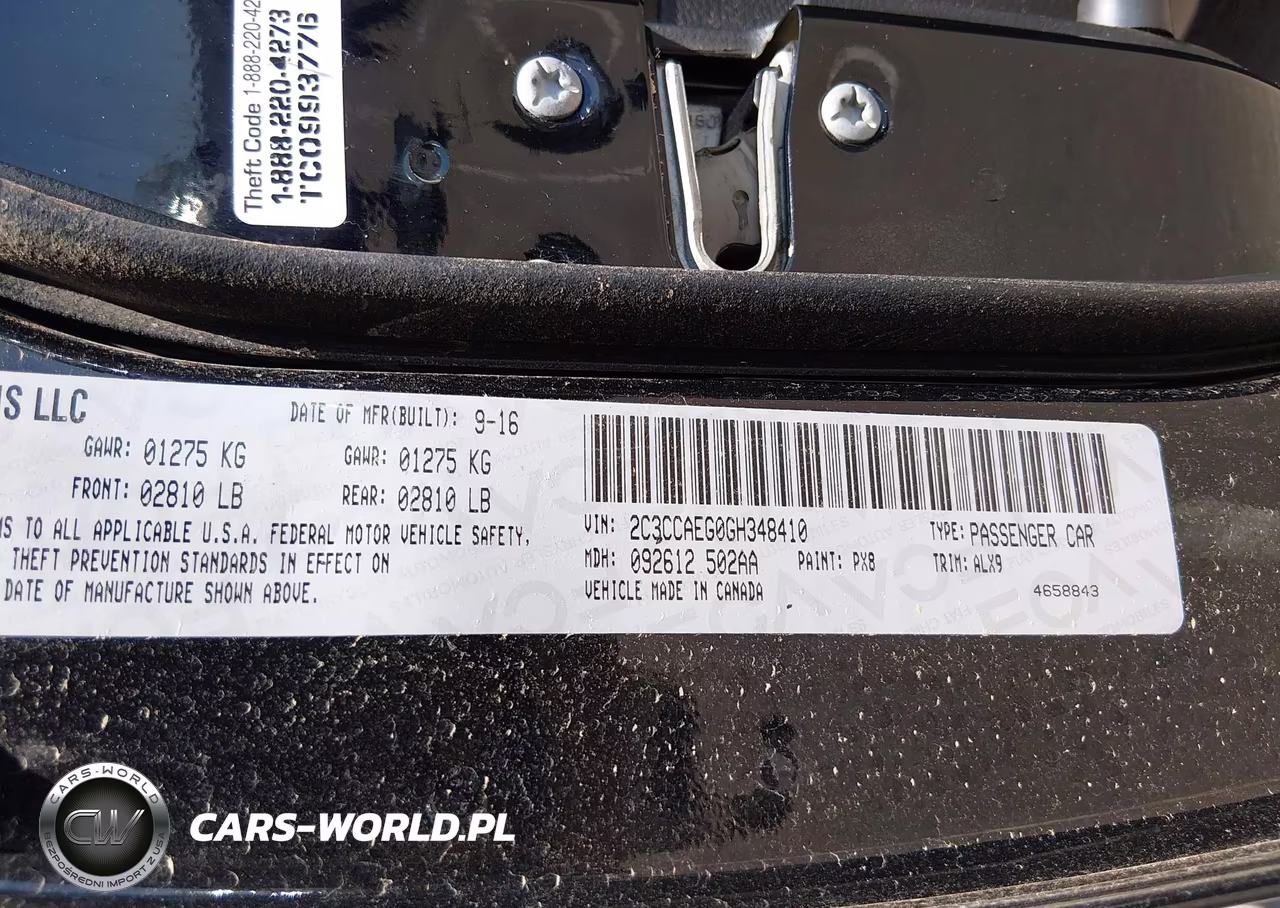 2016 Chrysler 300C VIN:2C3CCAEG0GH348410 - 9