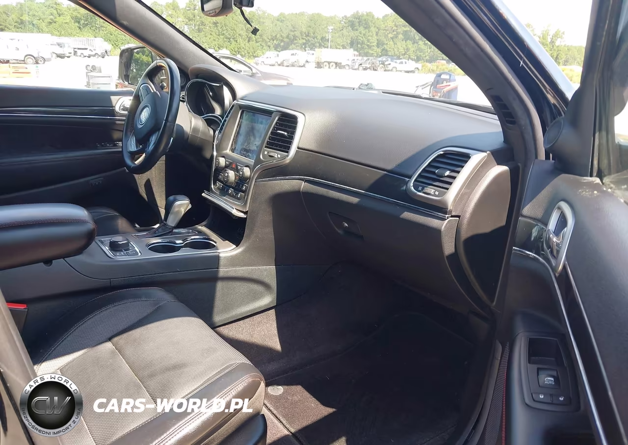 2018 Jeep Grand Cherokee Trailhawk 4X4 VIN:1C4RJFLT8JC363563 - 5
