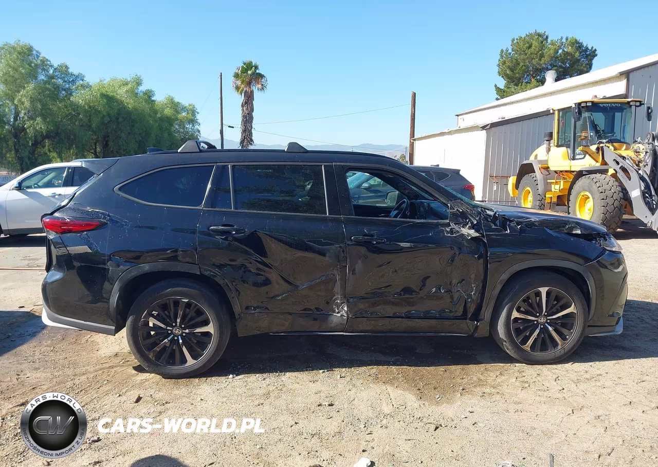 2021 Toyota Highlander Xse VIN:5TDJZRBH3MS102347 - 13