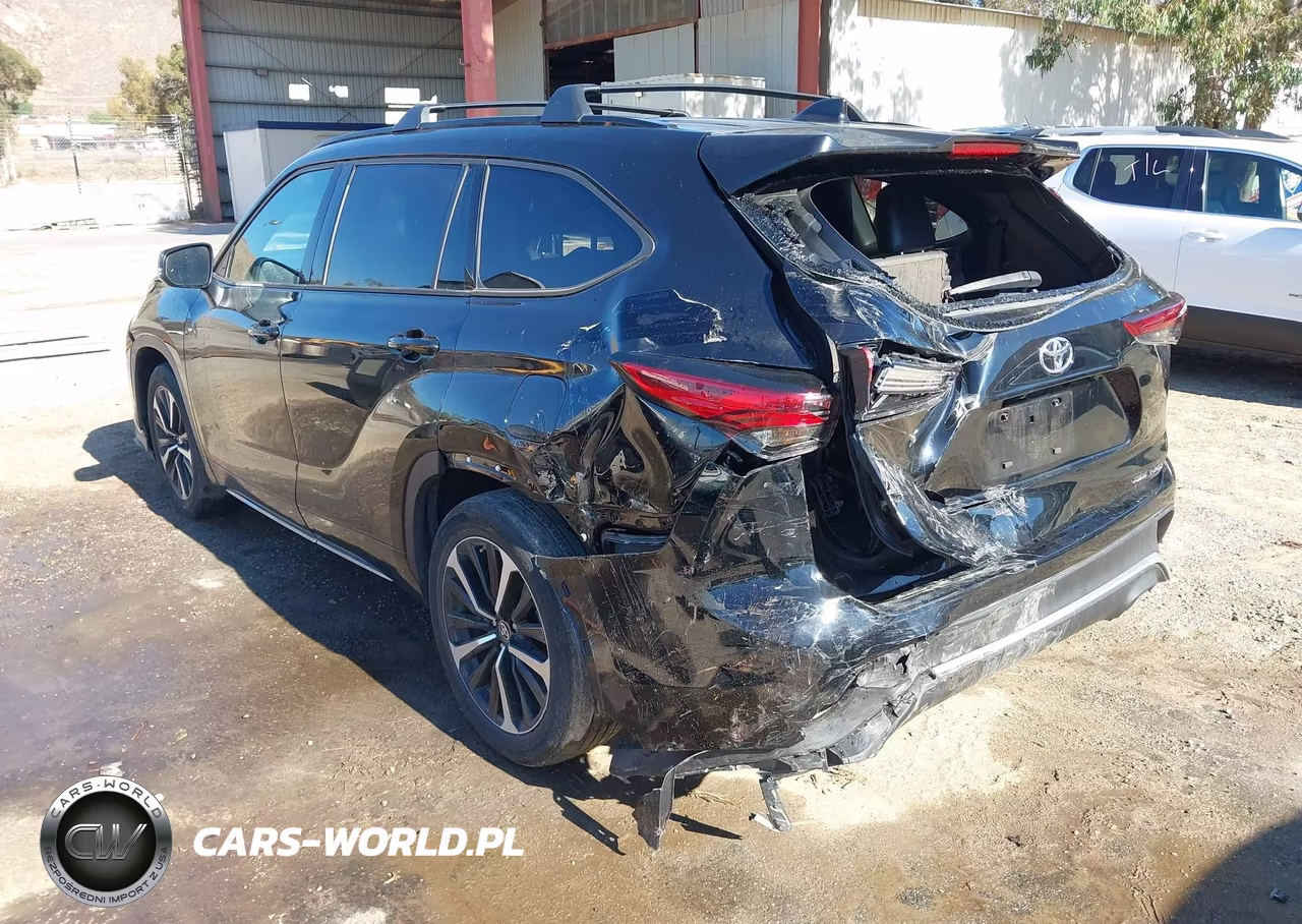 2021 Toyota Highlander Xse VIN:5TDJZRBH3MS102347 - 3