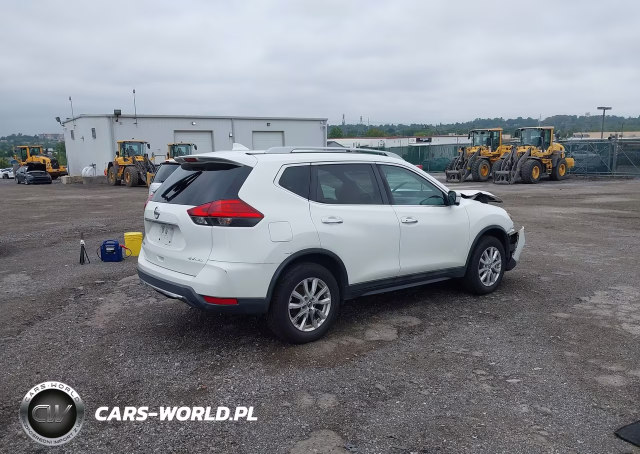 2017 Nissan Rogue Sv VIN:5N1AT2MV6HC749520 - 4