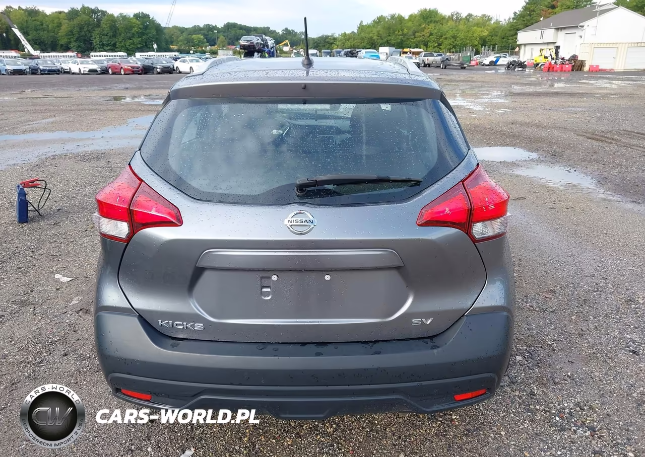 2019 Nissan Kicks Sv VIN:3N1CP5CU4KL471811 - 17