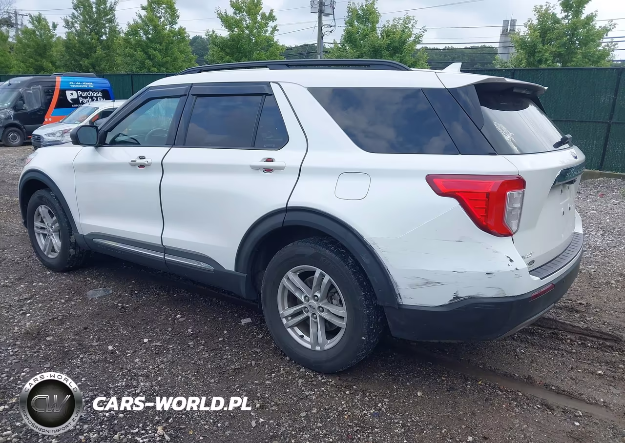 2020 Ford Explorer Xlt VIN:1FMSK8DH2LGA46261 - 3
