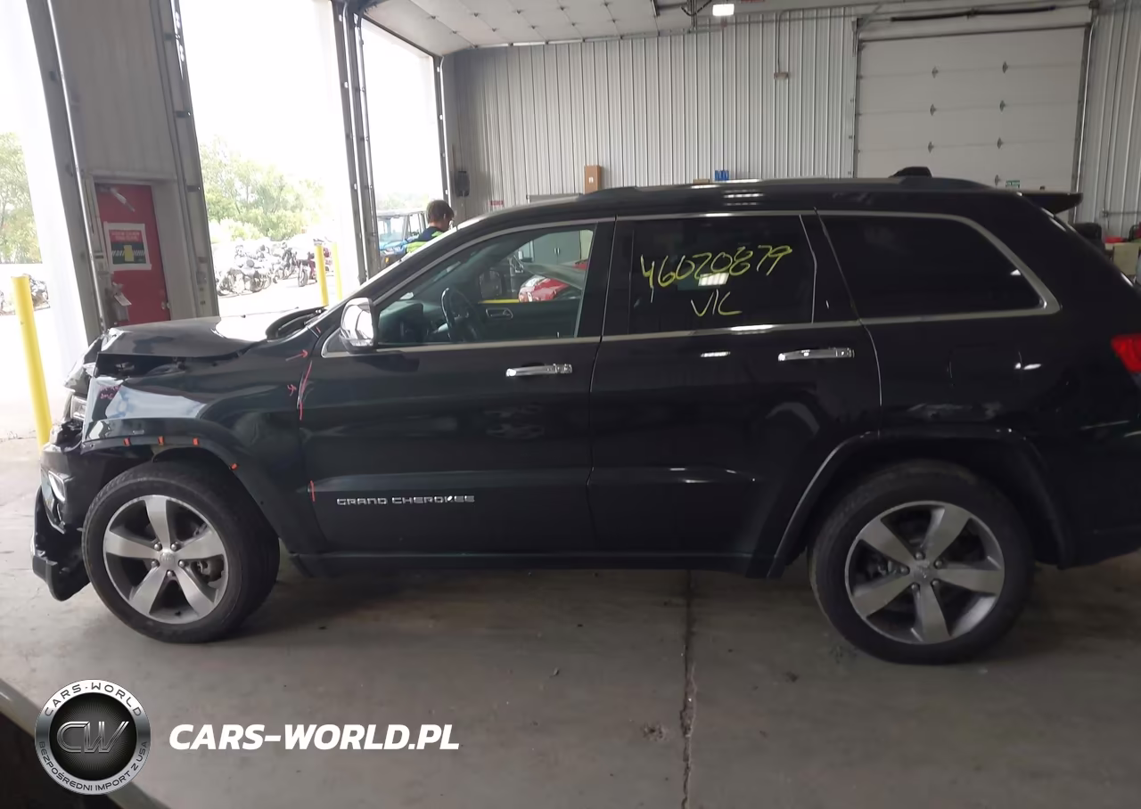 2015 Jeep Grand Cherokee Overland VIN:1C4RJFCG0FC806265 - 14