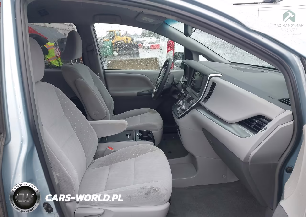 2015 Toyota Sienna Le 8 Passenger VIN:5TDKK3DC5FS593532 - 5