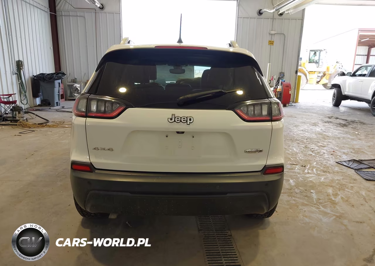 2020 Jeep Cherokee Latitude Plus 4X4 VIN:1C4PJMLB5LD553207 - 17
