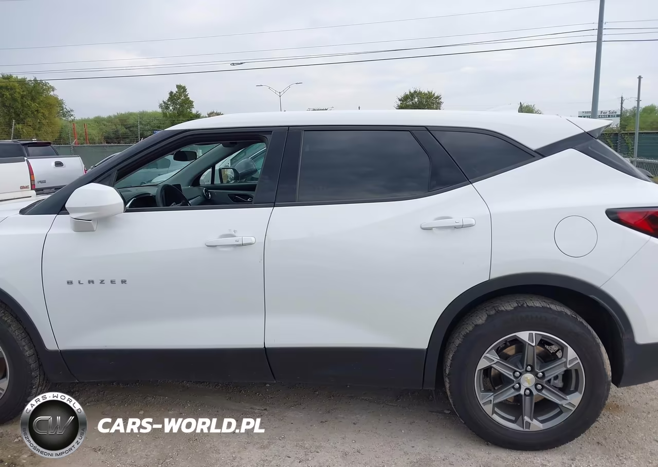 2023 Chevrolet Blazer Awd 2Lt VIN:3GNKBHR46PS202472 - 14