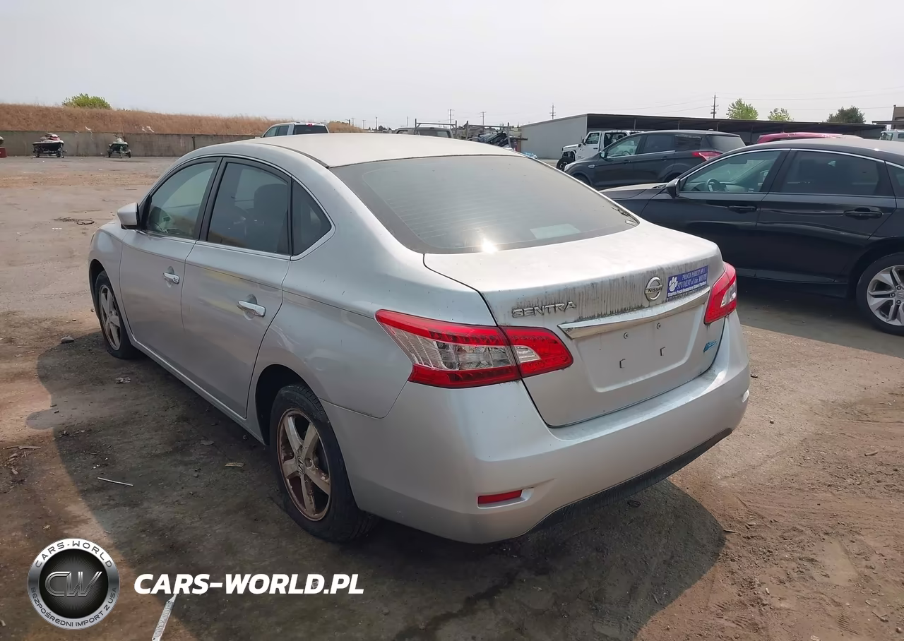 2014 Nissan Sentra S VIN:3N1AB7AP7EY323030 - 3