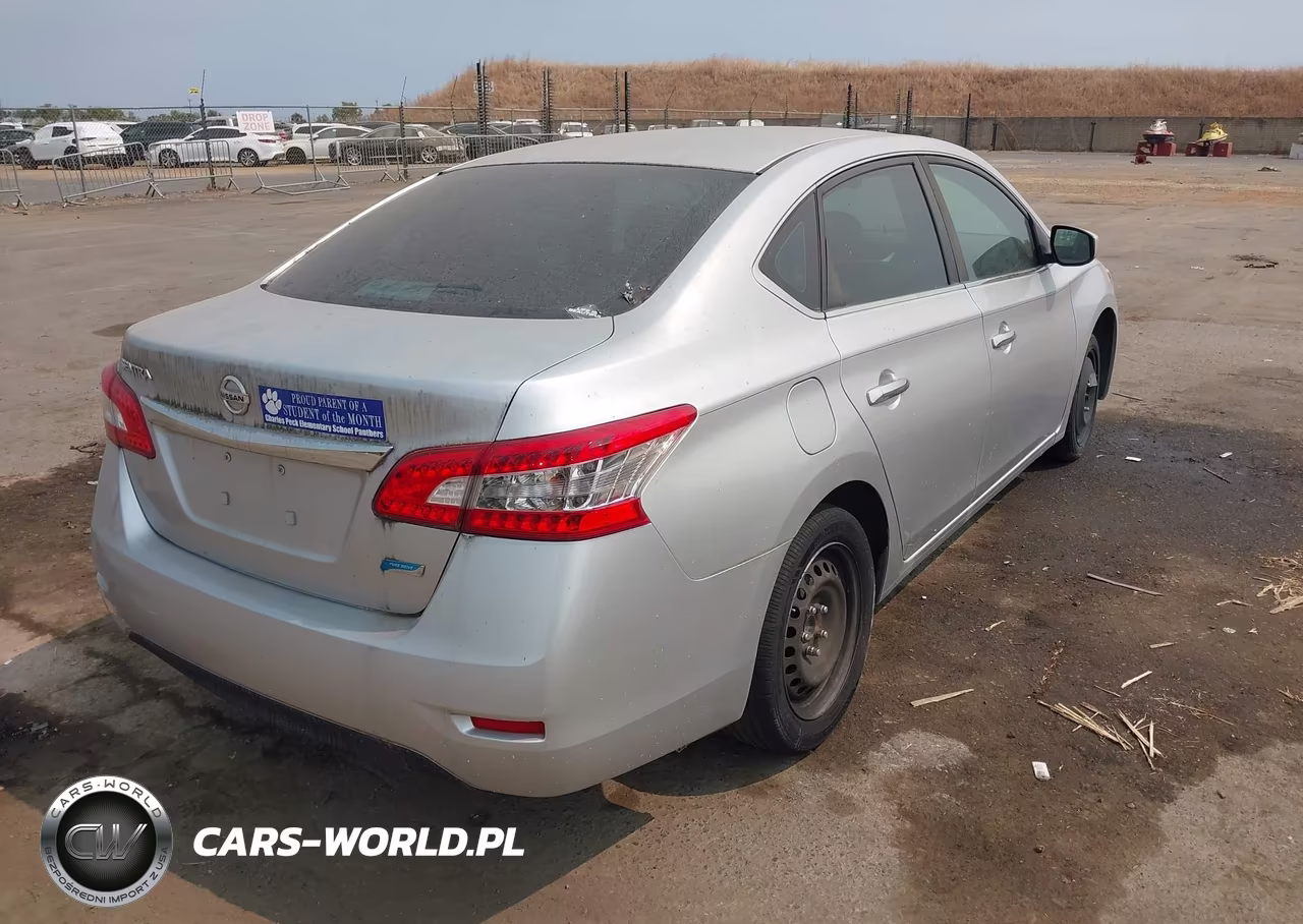 2014 Nissan Sentra S VIN:3N1AB7AP7EY323030 - 4
