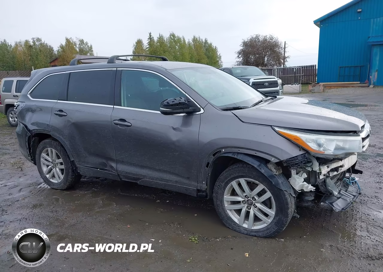 2016 Toyota Highlander Le V6 VIN:5TDBKRFH3GS351299 - 13