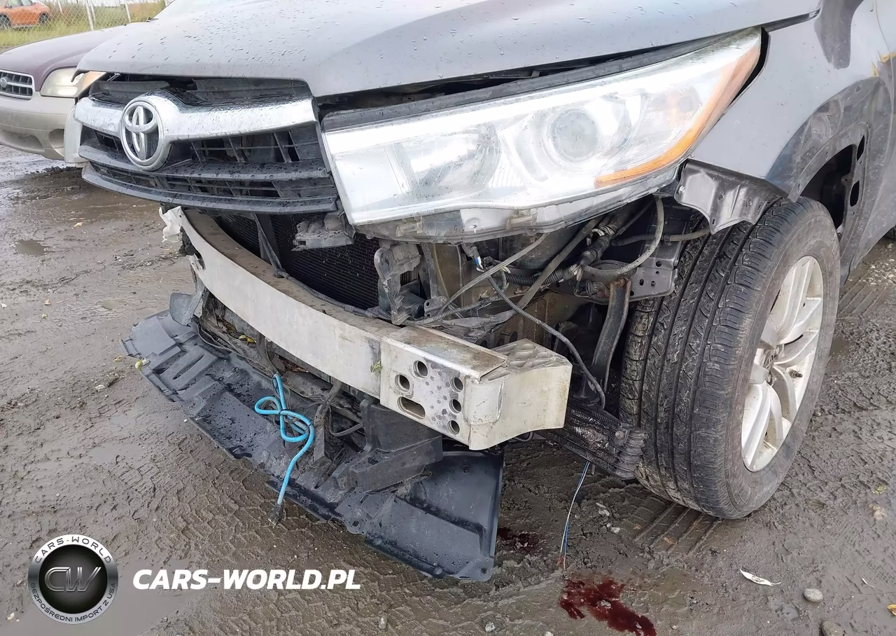 2016 Toyota Highlander Le V6 VIN:5TDBKRFH3GS351299 - 6