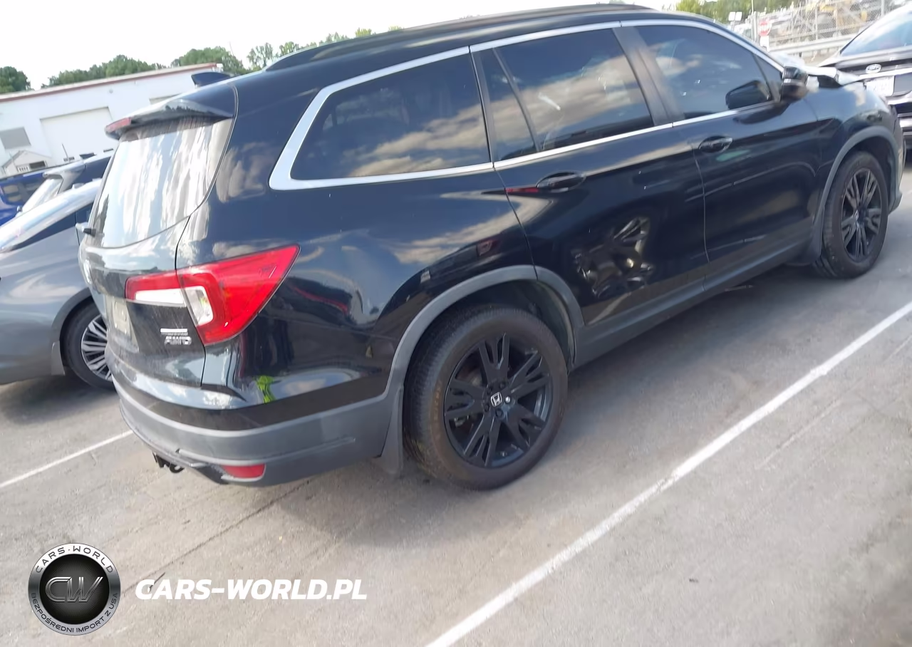 2021 Honda Pilot Awd Special Edition VIN:5FNYF6H2XMB007815 - 4