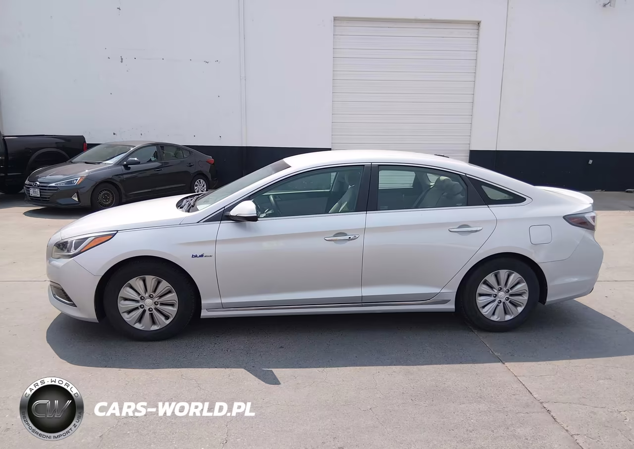 2017 Hyundai Sonata Hybrid Se VIN:KMHE24L17HA046731 - 16