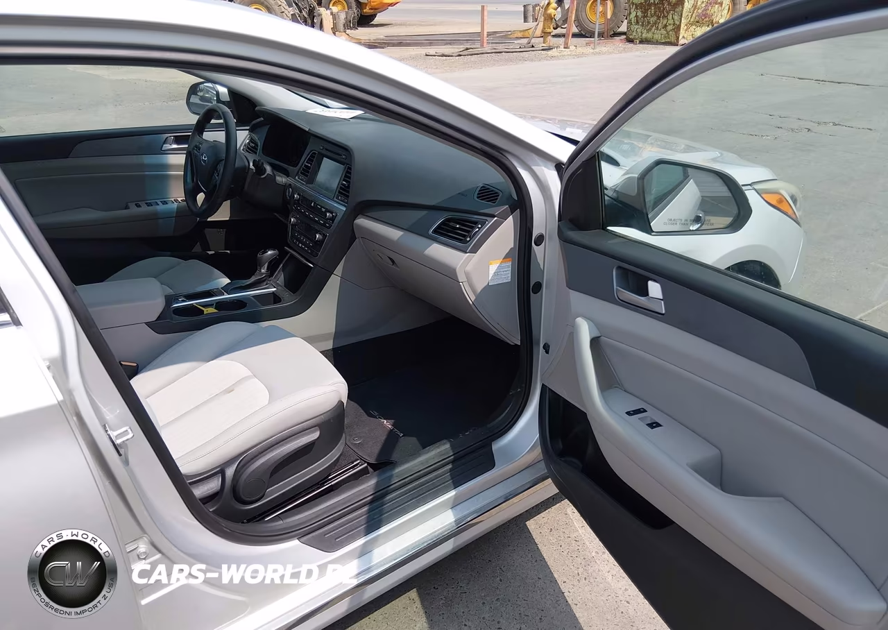 2017 Hyundai Sonata Hybrid Se VIN:KMHE24L17HA046731 - 5