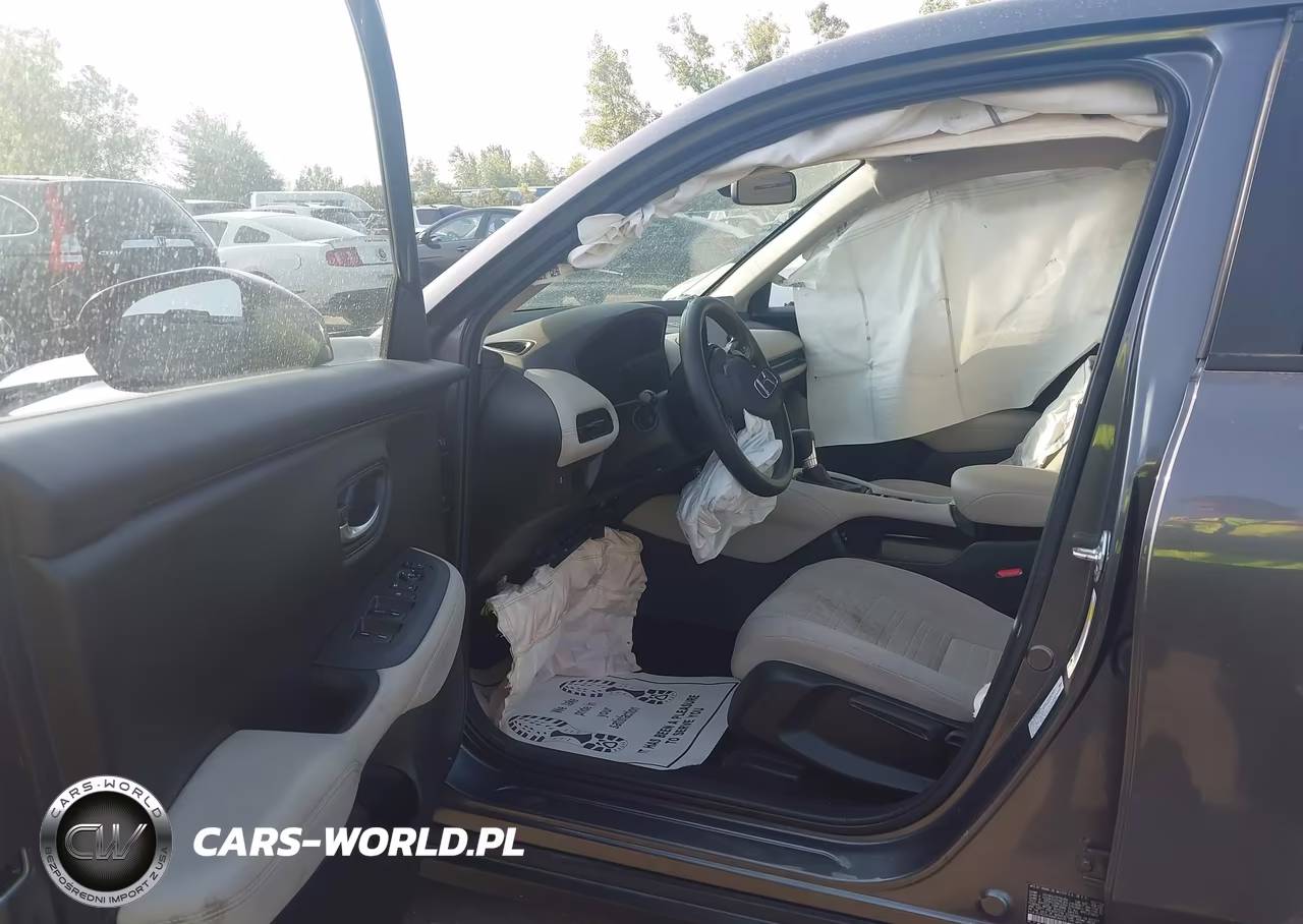 2024 Honda Hr-V Awd Lx VIN:3CZRZ2H30RM766435 - 5