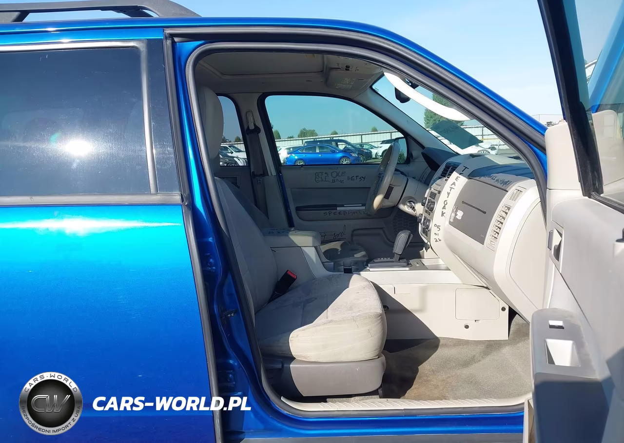 2012 Ford Escape Xlt VIN:1FMCU0DG1CKB31905 - 5